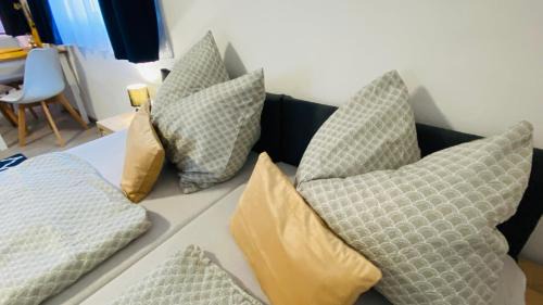 Balatonalmadi House | Oázis Apartmanház Balatonalmádi