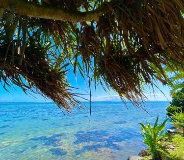Paea House | O'coco Bungalow- Breathtaking waterfront views, endless memories