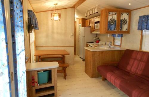 Amboy Resort | O'Connell's RV Campground Park Model 34
