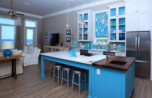 Surf Side Shores House | O My Scallops. Displayed on the cover of Better Homes and Gardens!