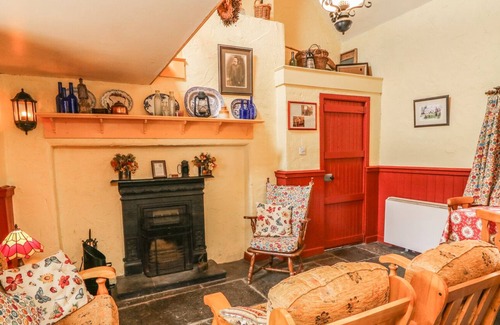 Tipperary Cottage | O'NEILL'S, pet friendly, with open fire in Dundrum, County Tipperary