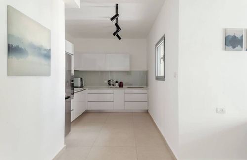 Bat Yam Apartment | O&O Group -Luxury 3BR APT 33 Floor Sea View Tower