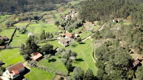 Moncao House | O Refugio Nas Vinhas
