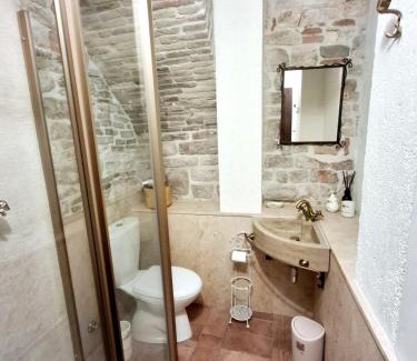 Gubbio House | O rosa bella Appartamento via savelli della porta 24