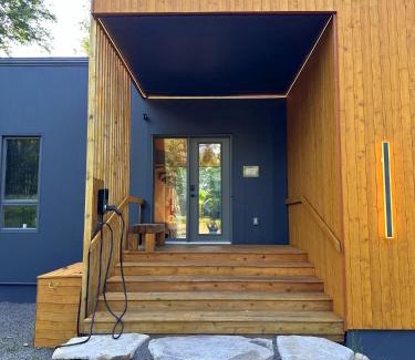 Morin Heights Ski Chalet | O Sommet Bleu thermal station