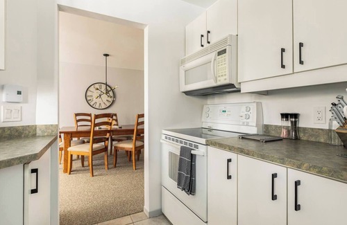 Mont-Tremblant Condo | O'Tremblant-Nature with Fireplace/Plein air avec foyer