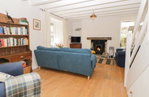 Turnchapel House | Oak Cottage