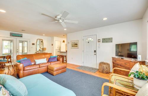 Long Beach House | Oak Island Cottage Minutes to Long Beach!
