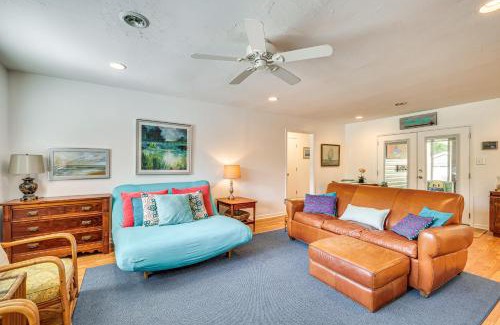 Long Beach House | Oak Island Cottage Minutes to Long Beach!