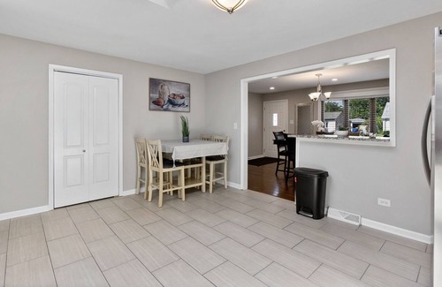 Oak Lawn House | Oak Lawn FHS Rental