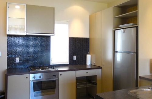 Okere Falls Cottage | Oak Lodge - Hamurana