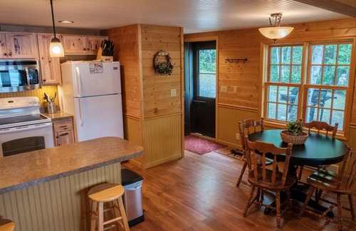 Cook Cabin | -Oak Narrows Retreat- Beautifully Remodeled