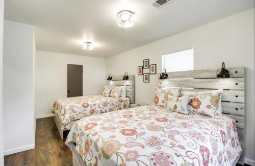 Mountain View House | Oak St