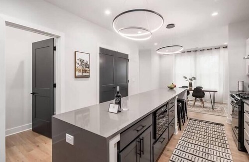 Franklin Park House | Oak Street Rooftop - Columbus!