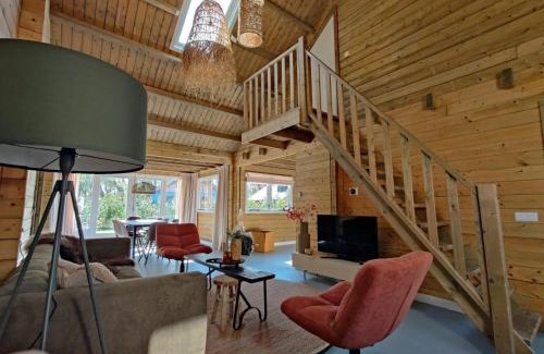 Zon en Schild House | Oak Valley 15