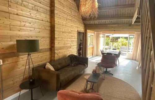 Zon en Schild House | Oak Valley 15