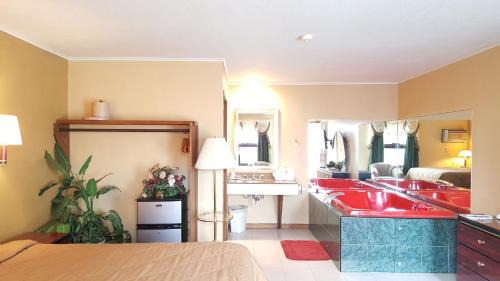 Owatonna Hotel | Oakdale Motel