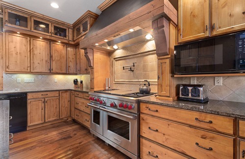 Walker House | OakHaven-Leech Lake|Large Lawn| Bar|BonusRm|Events