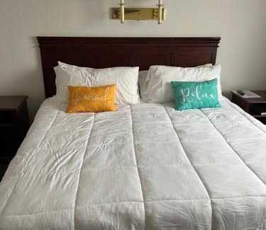 Pershing Hotel | Oakland Express Motel