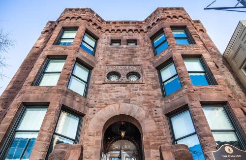 Downtown Minneapolis Apartment | Oaklands on 9th