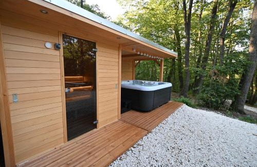 Pusztavacs Villa | Oaklounge Apartman