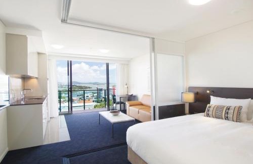 Gladstone Apartment | Oaks Gladstone Grand Hotel