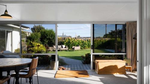 Oakura House | Oakura Oasis - ultimate beachside retreat
