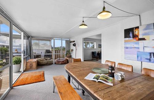 Oakura House | Oakura Oasis - ultimate beachside retreat