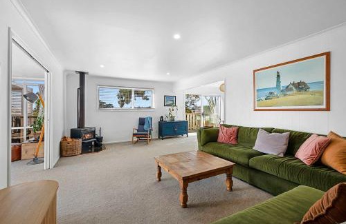 Oakura House | Oakura Oasis - ultimate beachside retreat