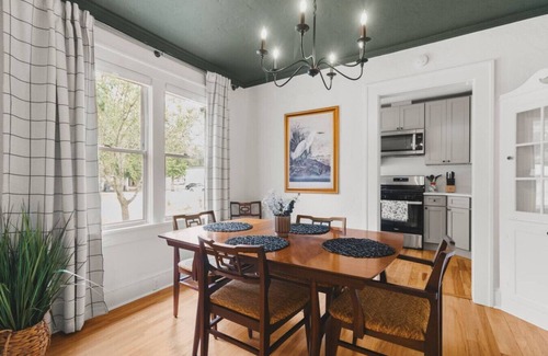 Gateway Park House | Oakview - Close to UF & Downtown