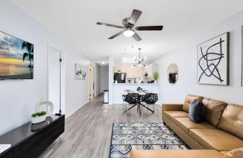 Titusville Apartment | Oasis 220 - Cosmic Getaway