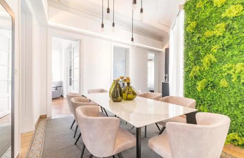 Koukaki Apartment | Oasis Architect's Dream Neoclassical House next to Acropolis