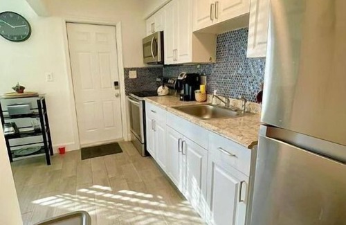 Parkside Apartment | Oasis at Hollywood lll -sleeps 4