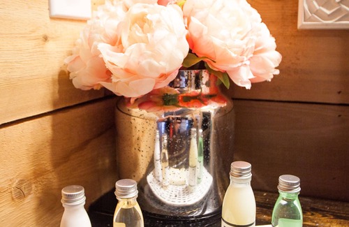 Driftwood Cabin | Oasis At Onion Creek Cottages by Onion Creek