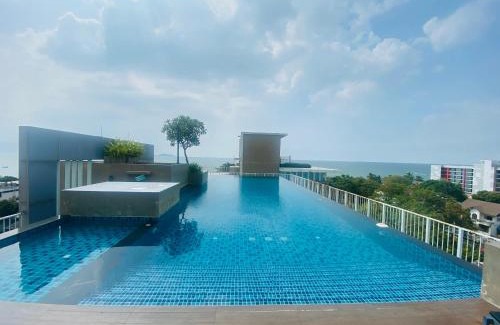 Saen Suk Apartment | Oasis at The BluX, Bangsaen beach