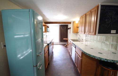 San Jacinto Apartment | OASIS by the SEA- Apt#3; location is everything!