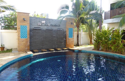 Rayong Villa | Oasis Garden & Pool Villa at VIP Resort