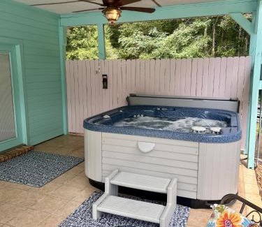 McComb House | Oasis In The Country