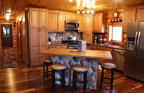 Custer House | Oasis in the hills