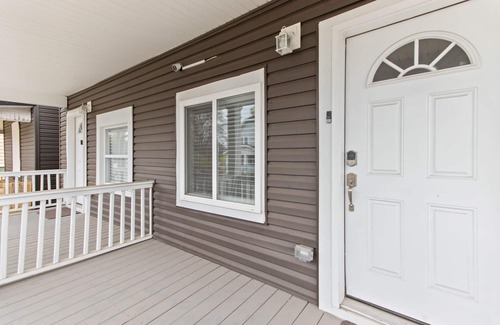 West Columbus House | Oasis near downtown: Tranquil stay