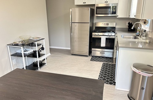 Maple Grove House | Oasis Of Maple Grove