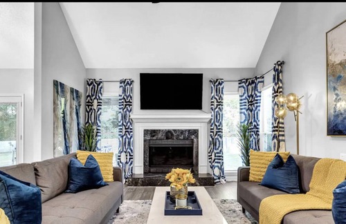 Buford House | Oasis Retreat Near Mall of GA & Chateau Elan