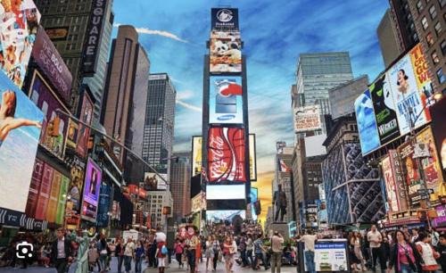 Central Park South Apartment | Oasis Room at a Shared Apartment by Times Square TBD