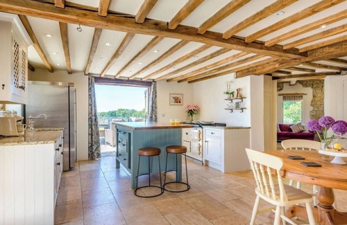 Alton Cottage | Oast House - Otium Wine Estate