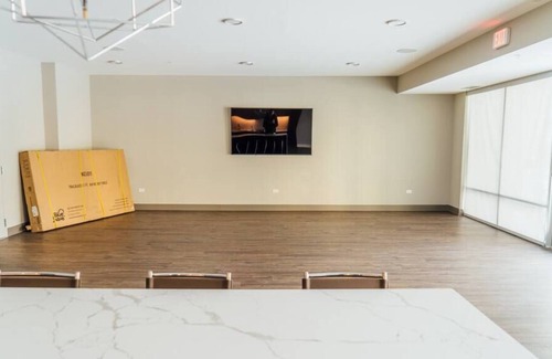 Forestview Apartment | OB8 Stylish 8-Bedroom Clustered Units in Oakbrook