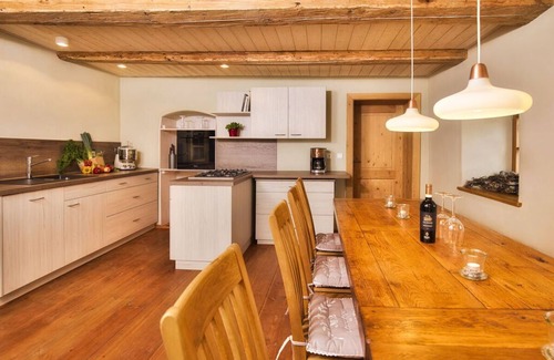 Loitzendorf House | Oberprill Modern retreat