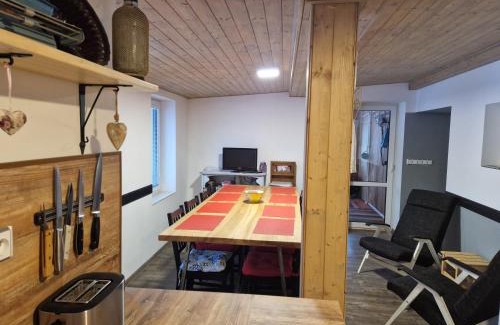 Stare Hamry Ski Chalet | Objevte krásu Beskyd , navštivte chatu Lojza