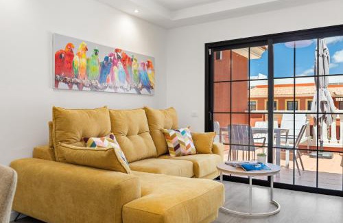 Costa Adeje Apartment | Obsidian Aquarela
