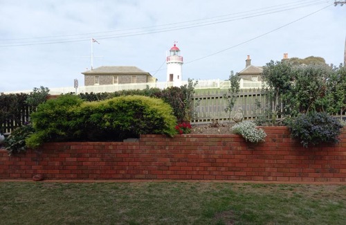 Warrnambool Apartment | Ocean Aspect and Central to CBD - CoSheirm Apartments On Merri