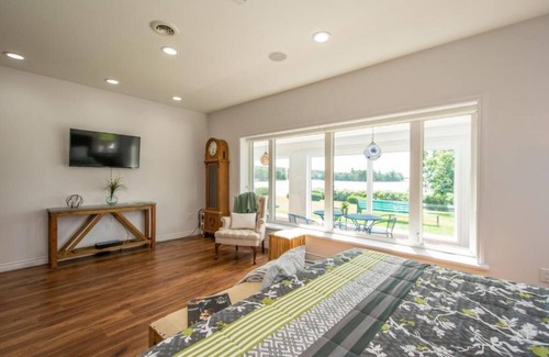 Musquodoboit Harbour House | Ocean Bay View Luxury Guesthouse